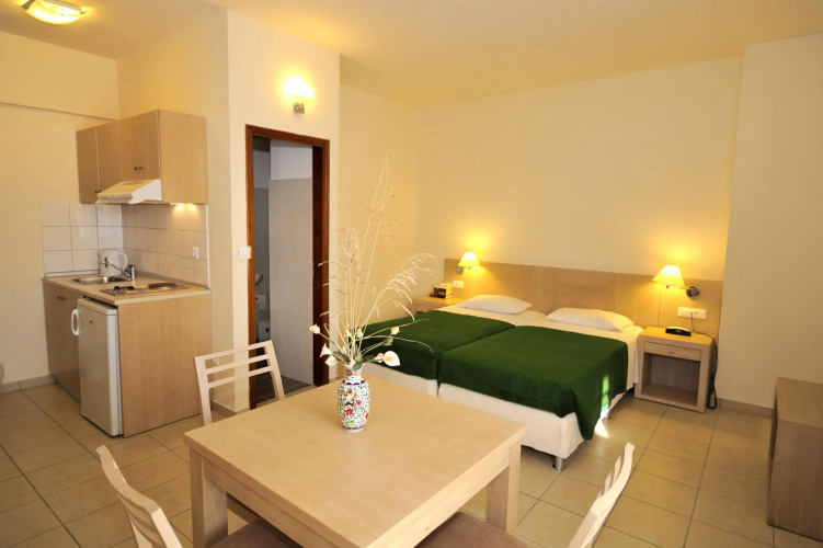 Anita ApartHotel