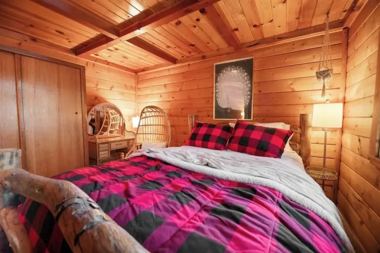Charming Mountain Getaway