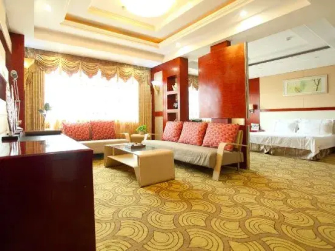 Oriental Hawaii Holiday Hotel