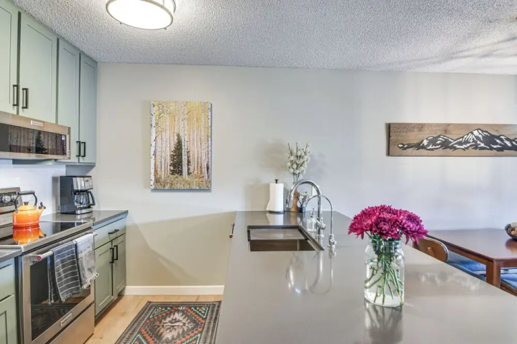 Elevated Fraser Condo w/ Mountain View & Amenities