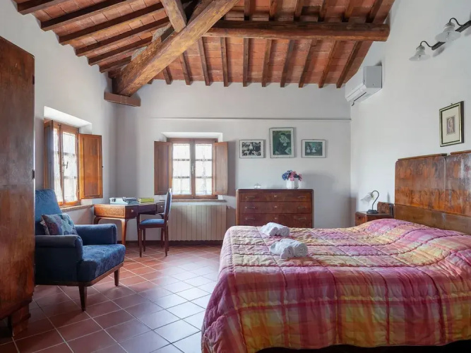 Apartment in Tuscany With Pool & BBQ
