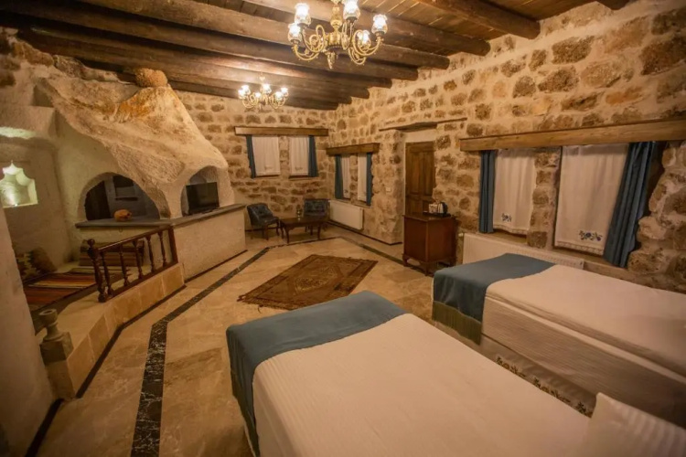 Lavender Cave Hotel