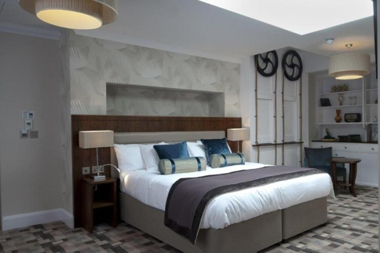 Standard Family room