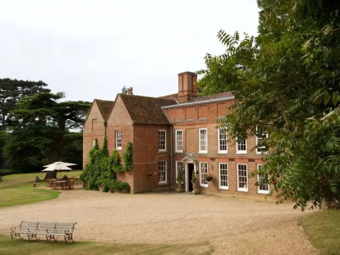 Flitwick Manor