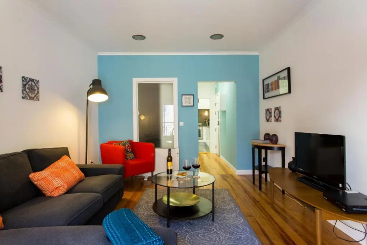 ALTIDO Urban 1-bed flat w/workspace, moments from Av. da Liberdade