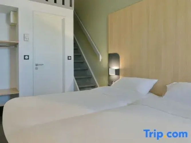Classic Quadruple room