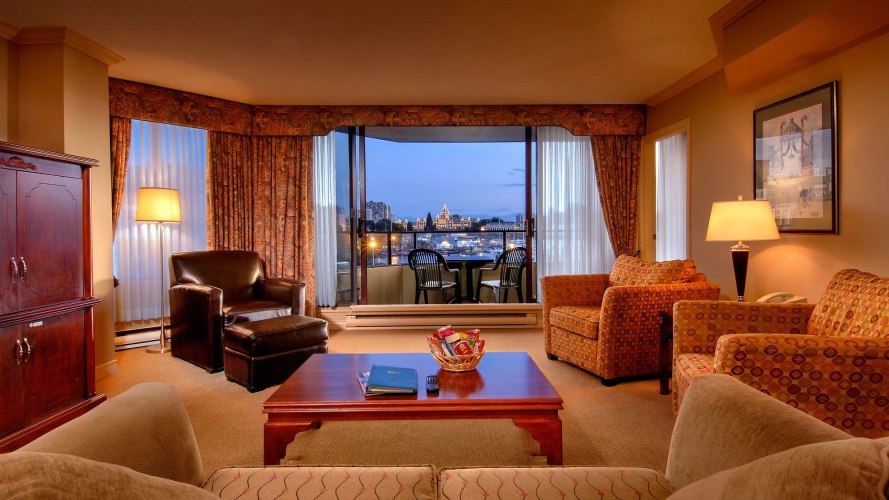 Victoria Regent Waterfront Hotel & Suites