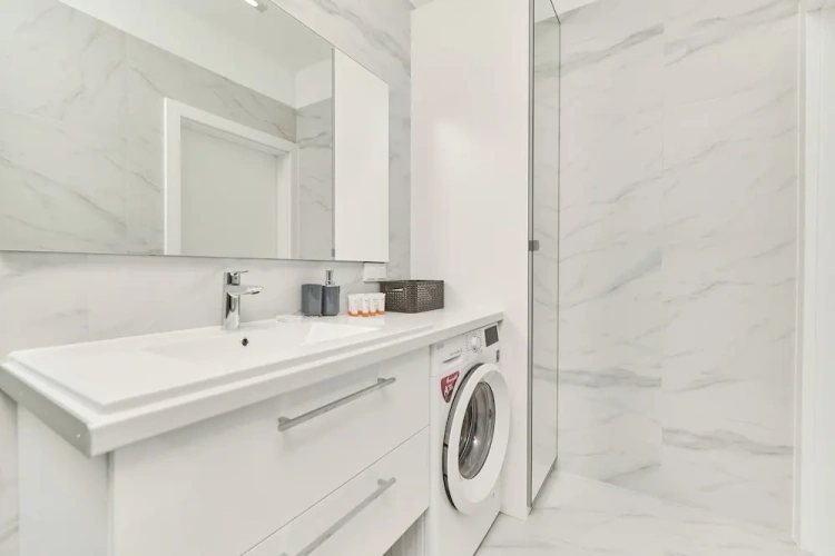 1 Bedroom Apartment with balcony