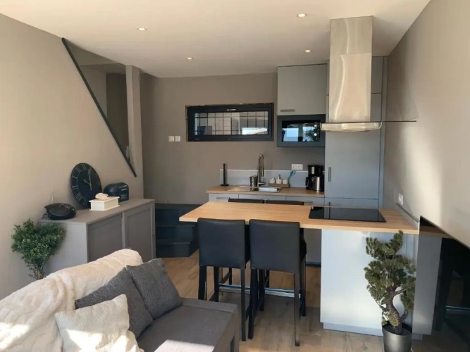 2 Bedrooms Cottage