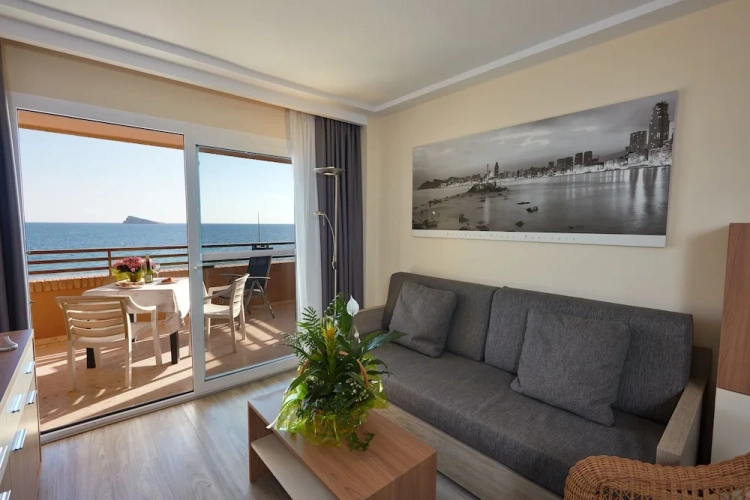 Apartment with balcony