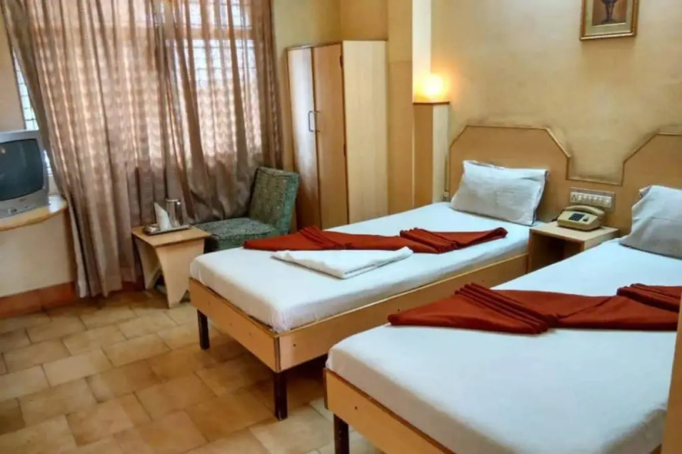 Hotel Garden City