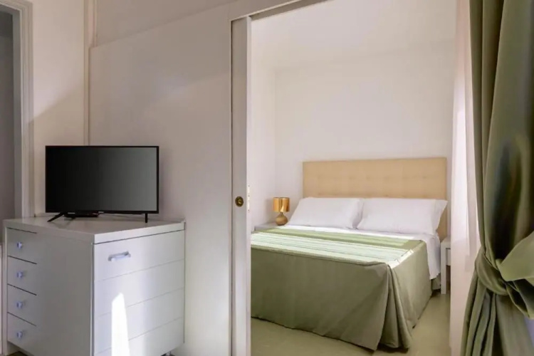 Residence with pool in Marina di Cecina
