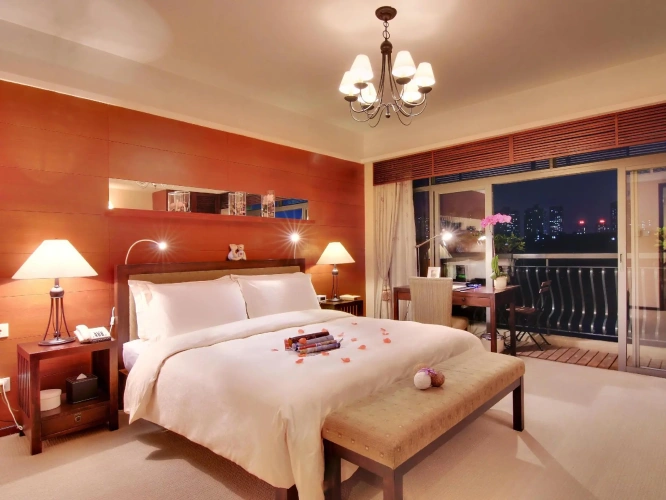 Executive Suite