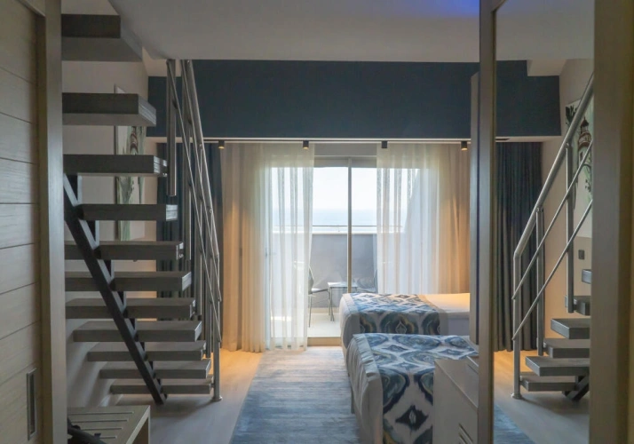 Family Duplex room with land view