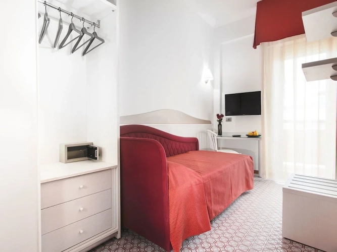 Standard Quadruple room with balcony