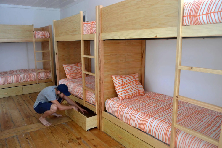 Nice Way Cascais Hostel & Surfcamp