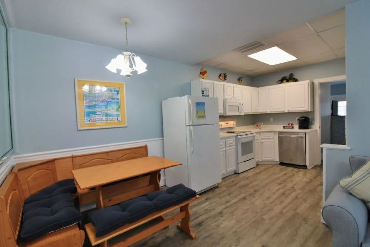 Capri 123 2 Bedrooms 1 Bathroom Condo