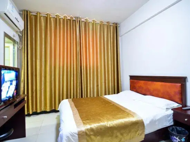 Mengzhou Dongsheng Hotel