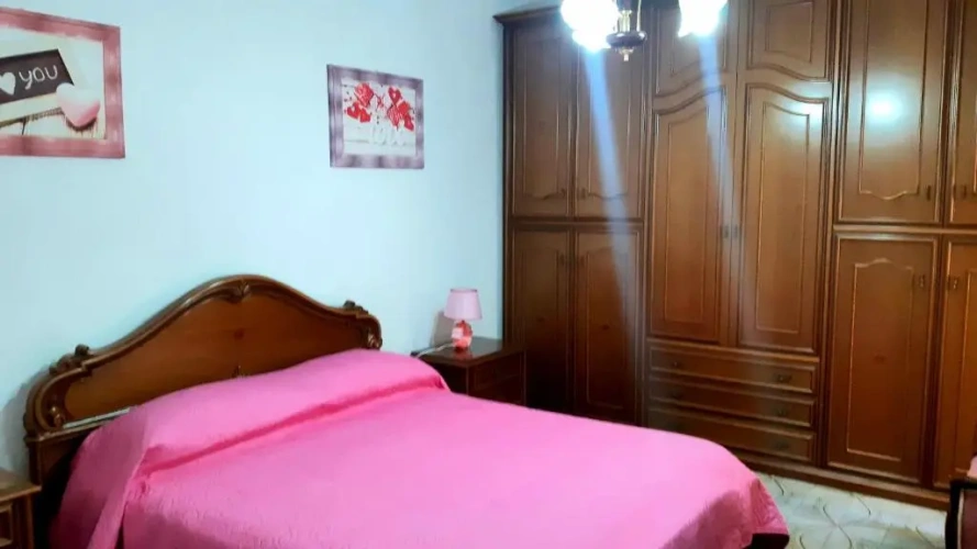 2 Bedrooms Cottage