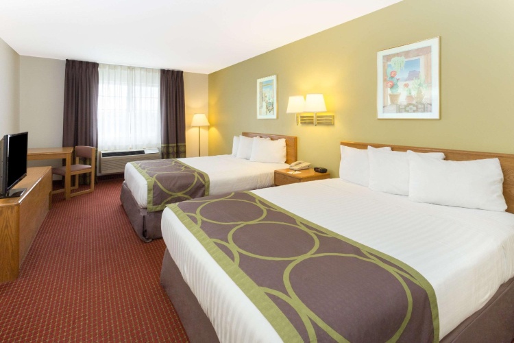Standard Quadruple room