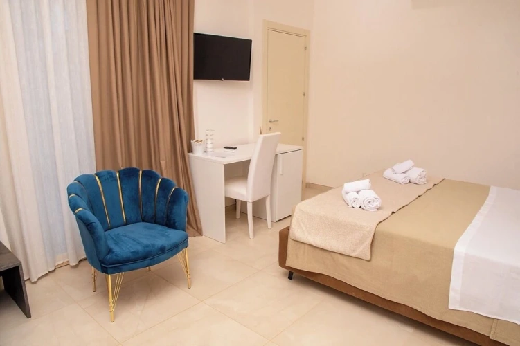 Standard Double room with garden view