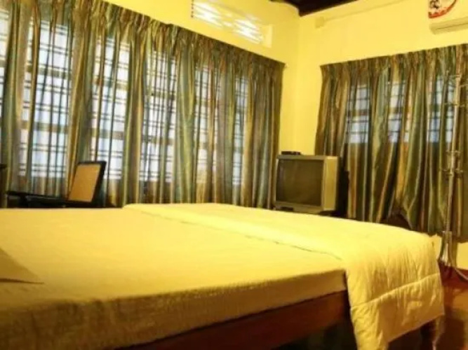 Aqualillies Home Stay