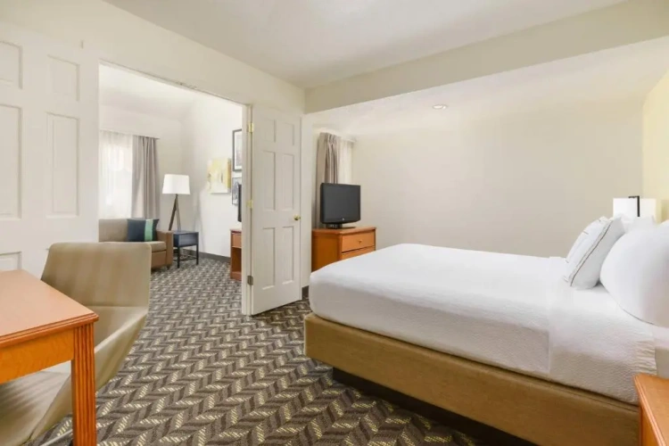 1 Bedroom Double Suite