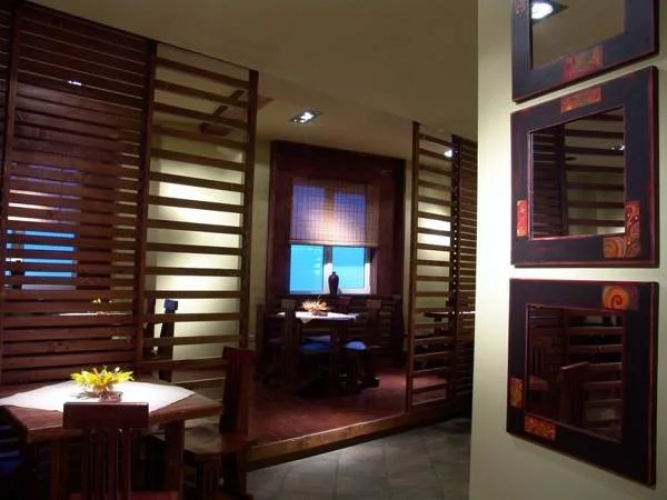 Oasis Hotel