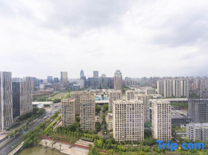 Qiusi Apartment (Luomeng Universal City)