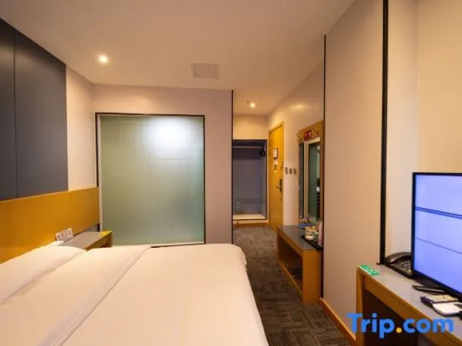 Standard Double room with view