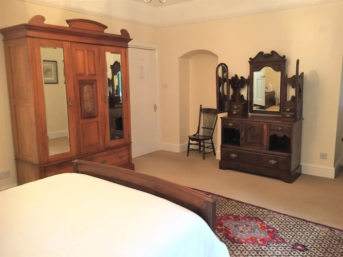 Dartfordleigh B&B