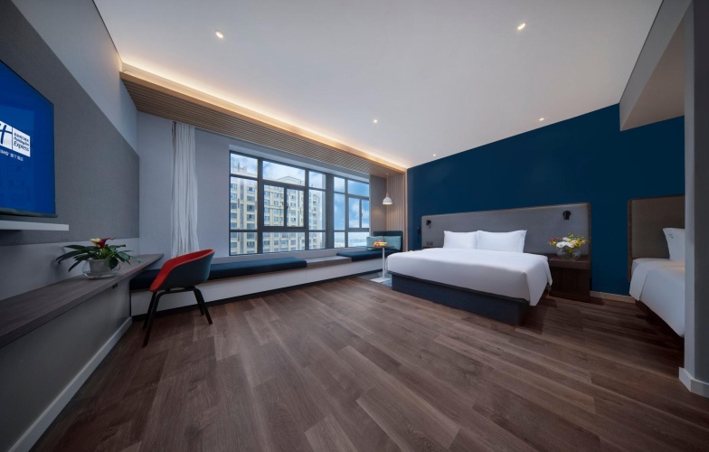 Standard Family room