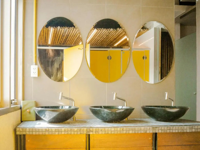 Whereder Poshtel - Hostel