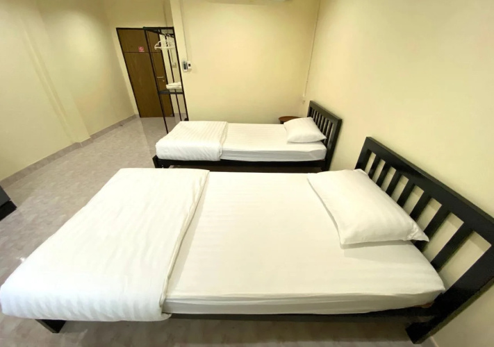 Gate 2 Hostel