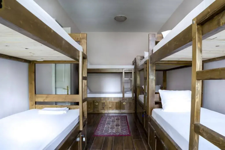 Antique Hostel