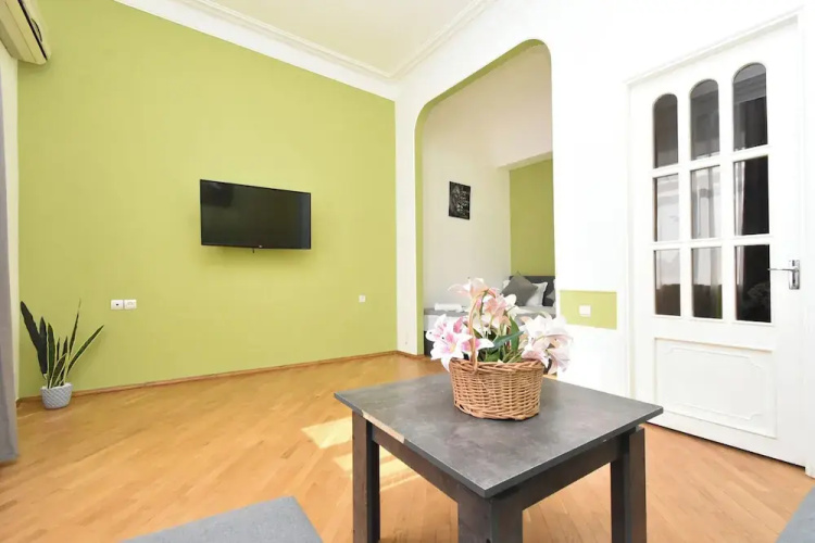 Green room in Yerevan