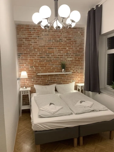 1 Bedroom Comfort room