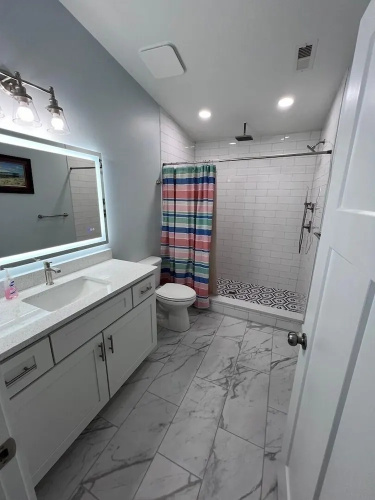 Boston Commons Penthouse 5 Bedroom Condo by RedAwning