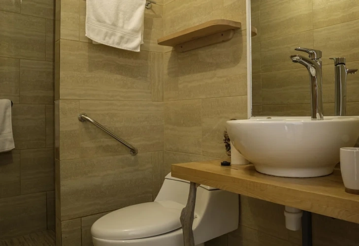 2 Bedrooms Classic Triple room with lake view