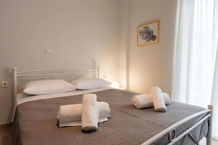 Avra Apartment
