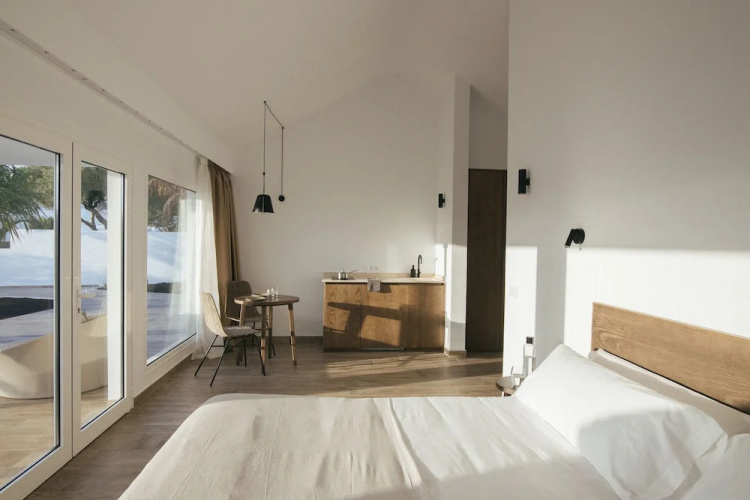 Alava Suites