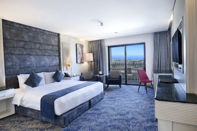 Deluxe room with balcony