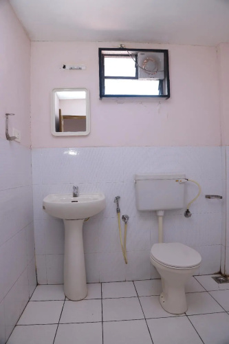 Collection O 82596 Safe Hotel Kadavanthra