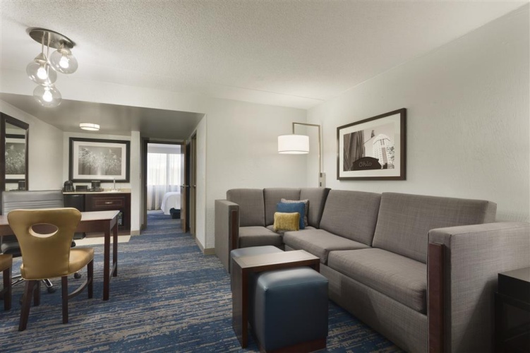 Embassy Suites by Hilton Columbus photo 12
