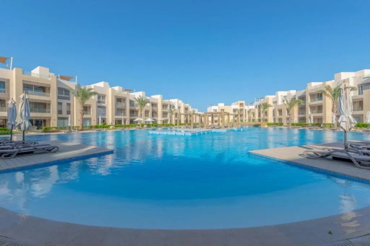 Mangroovy Stunning 3BR Ground Floor Pool & Beach