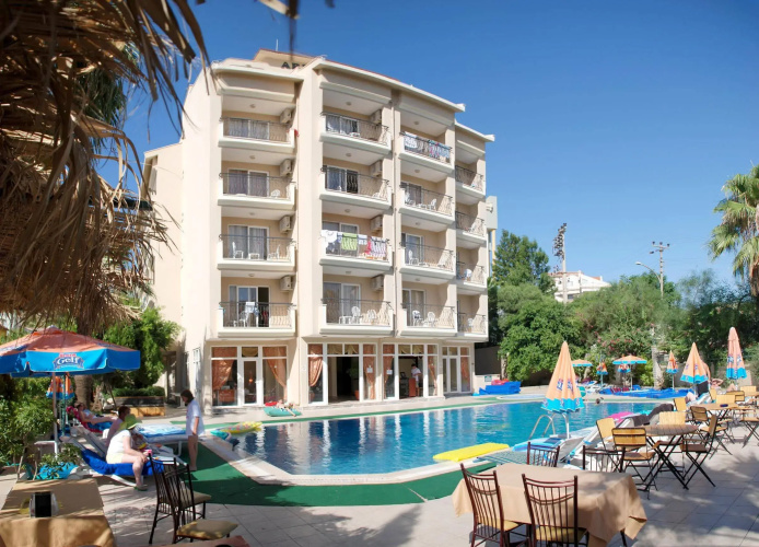 Club Dorado