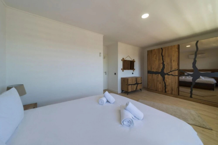 Lovely Duplex Flat Near Beach in Muratpasa