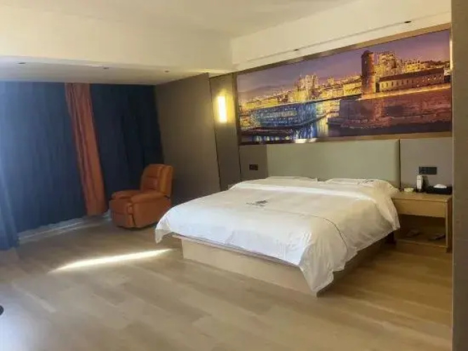 Hefeng Shangting Smart Hotel
