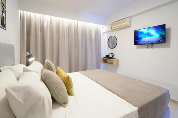 Athina Inn