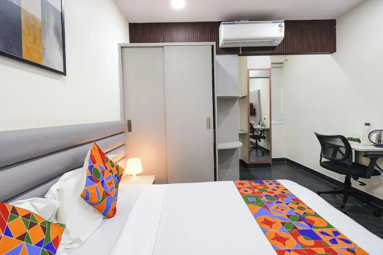 Fabhotel Yendluri'S Abode